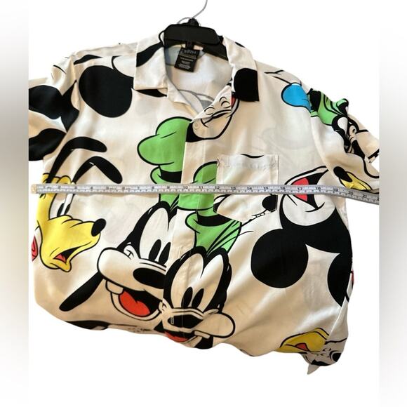 Disney Mickey Mouse Shirt Adult Sz small Camp Collar Hawaiian Rayon GoofyDonald - Picture 3 of 5